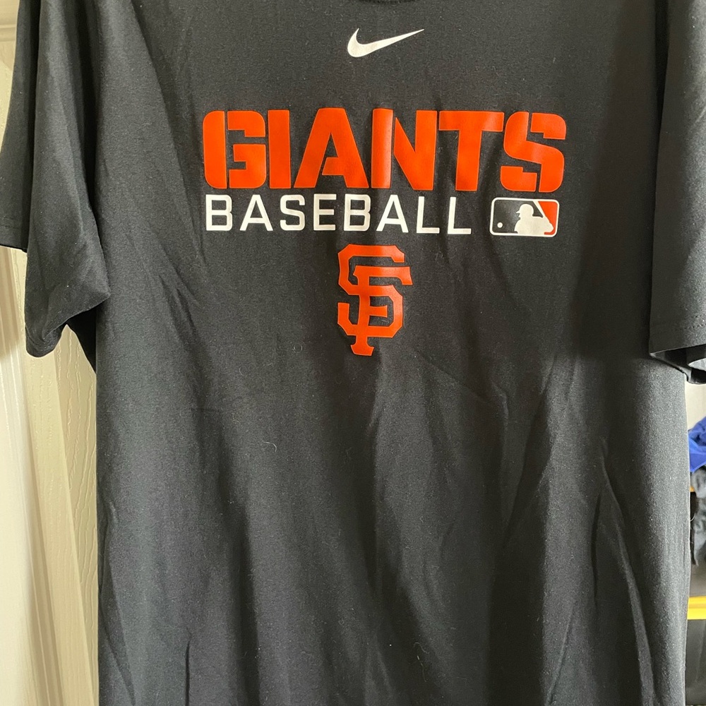 Men’s Nike Dri-FIT Black T-Shirt